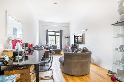 2 bedroom flat for sale, Sunbury-on-Thames,  Middlesex,  TW16