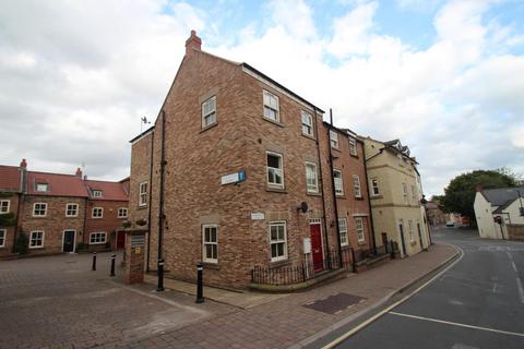 2 bedroom flat to rent - Allhallowgate, Ripon, North Yorkshire, UK, HG4
