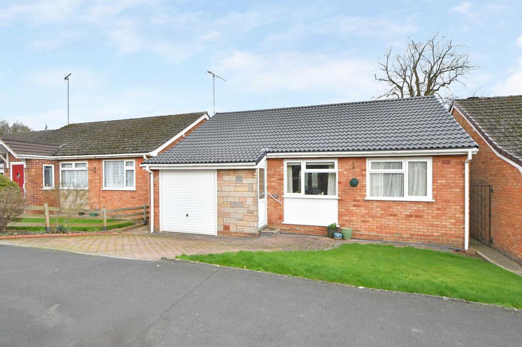 Churchfield Road, Eccleshall, ST21 2 bed detached bungalow for sale £300,000