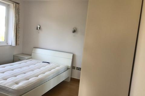 2 bedroom flat for sale, Cairn Way, Stanmore HA7