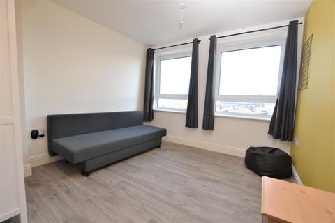 2 bedroom flat for sale - Elfin Square, Gorgie, Edinburgh, EH11