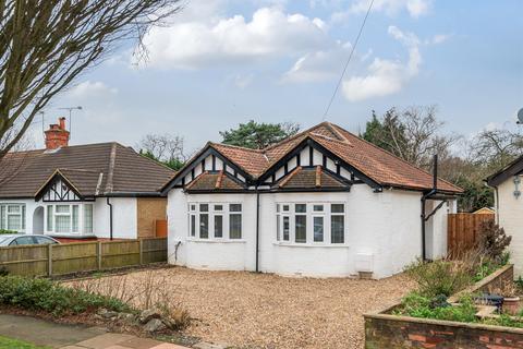 34 The Chase, Ickenham, Uxbridge, UB10 8SS