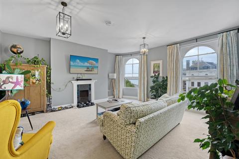 3 bedroom apartment for sale - Cambridge Terrace,Dover,CT16 1JT