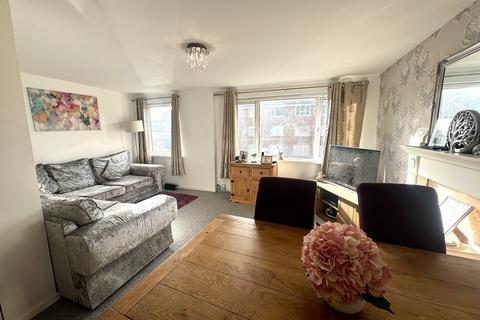 2 bedroom flat for sale - Cumberland Court, Ridgeway Road, Rumney, Cardiff. CF3