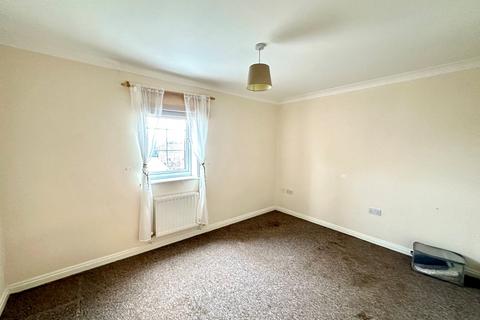 2 bedroom flat to rent, Beckford Court, Tyldesley, Manchester, M29