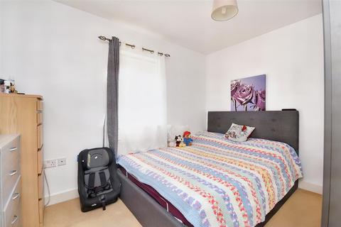 2 bedroom apartment for sale - Outfield Close, Great Oakley NN18