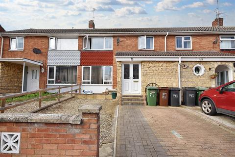 3 bedroom terraced house for sale, Gunthorpe Place, Corby NN18