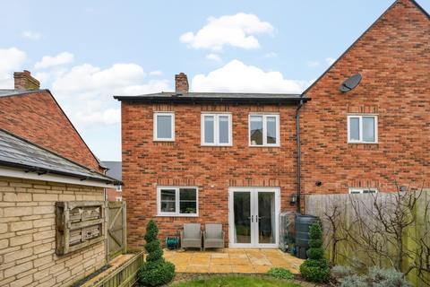 1 Empire Drive, Carterton, OX18 1BZ