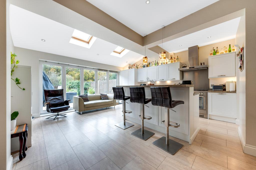 Eden Way, Beckenham 3 bed terraced house for sale £675,000