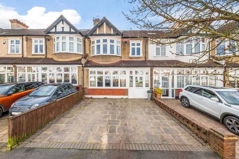 18 Eden Way, Beckenham, BR3 3DJ