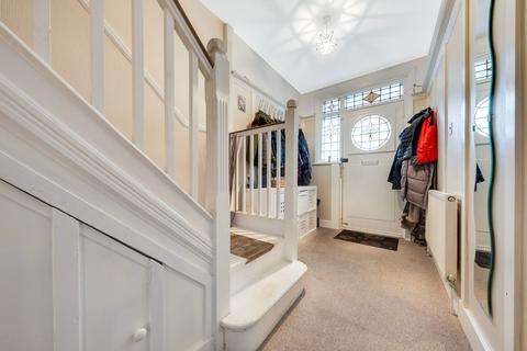 18 Eden Way, Beckenham, BR3 3DJ