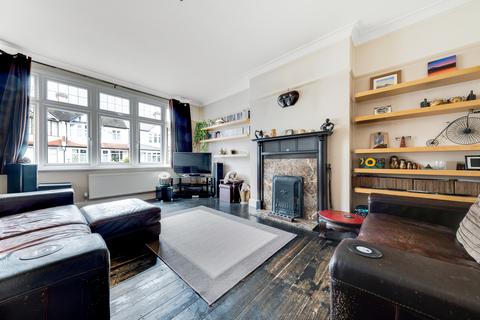 18 Eden Way, Beckenham, BR3 3DJ