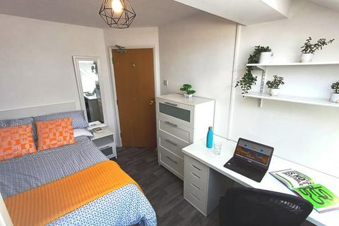 8 bedroom terraced house to rent, Montpelier Road, Dunkirk, Nottingham, NG7