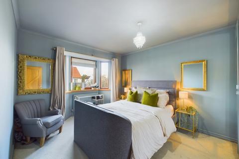 2a Kings Drive, Gravesend, DA12 5BG