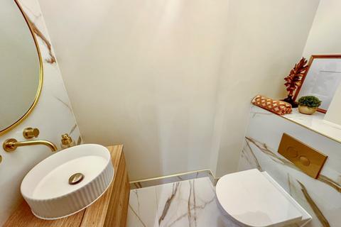 2a Kings Drive, Gravesend, DA12 5BG