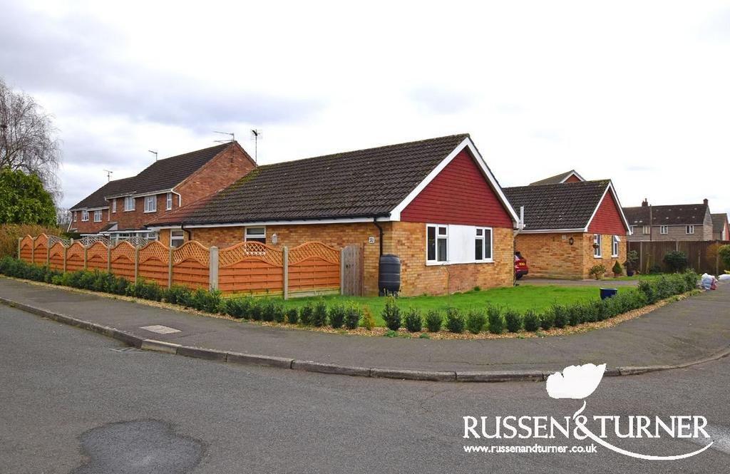 Buckingham Close, King's Lynn PE30 2 bed detached bungalow for sale £