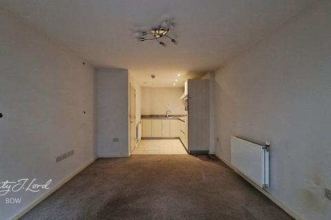 1 bedroom apartment for sale - Thorn Apartments, Geoff Cade Way, London, E3