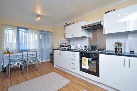 3 bedroom terraced house for sale, Brinkhill Walk, Corby NN18