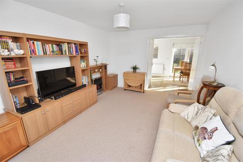 4 bedroom detached house for sale - Simpson Close, Corby NN17