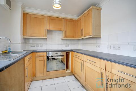 2 bedroom apartment for sale, St. Peters Street, Pevensey Court, ME16