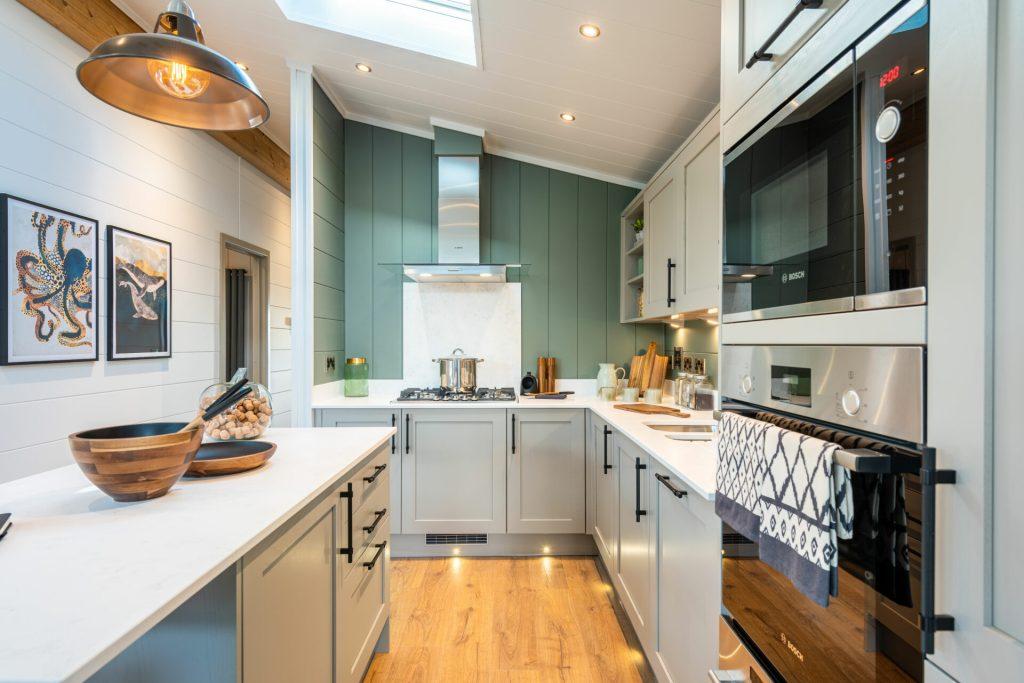 Coast View Shaldon- Prestige-Glasshouse-520000