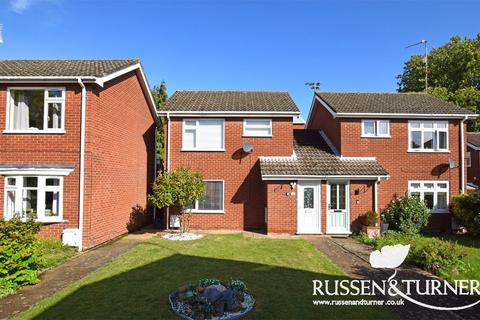 3 bedroom link detached house for sale, Yoxford Court, King's Lynn PE30