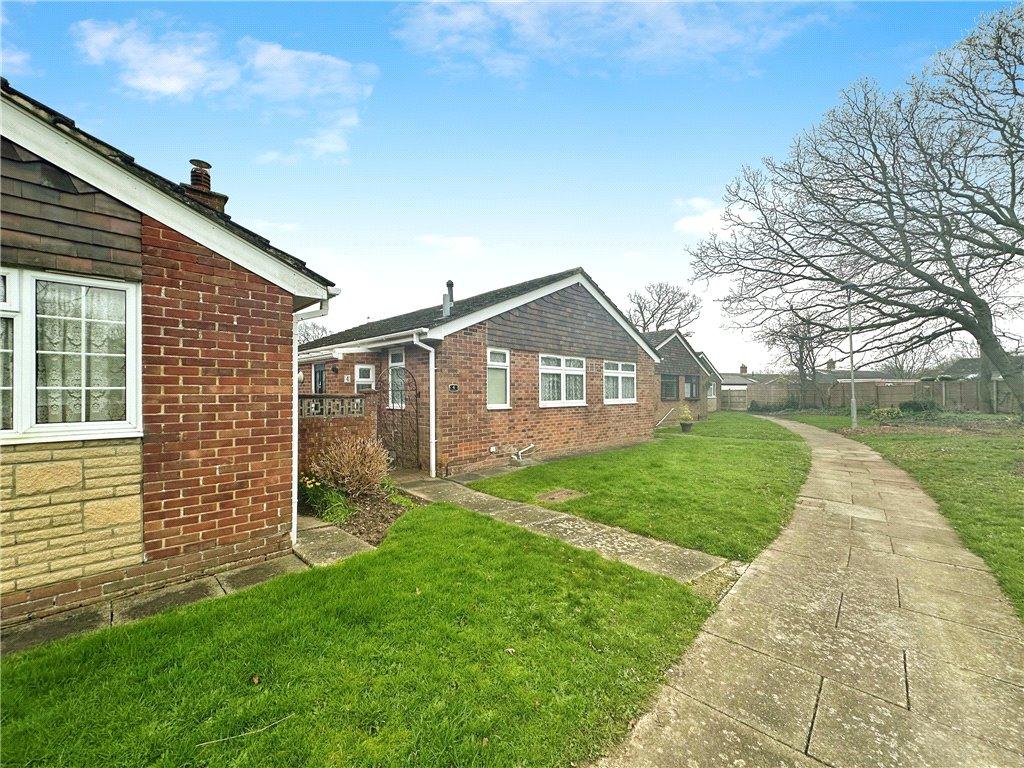Hurst Green, Gosport, Hampshire 3 bed bungalow for sale £340,000
