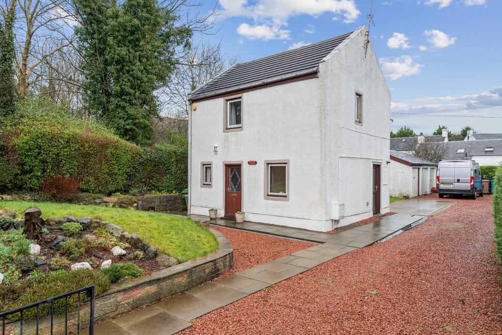 Stuart Road, Carmunnock, Glasgow, G76 9BS 3 bed detached villa for sale