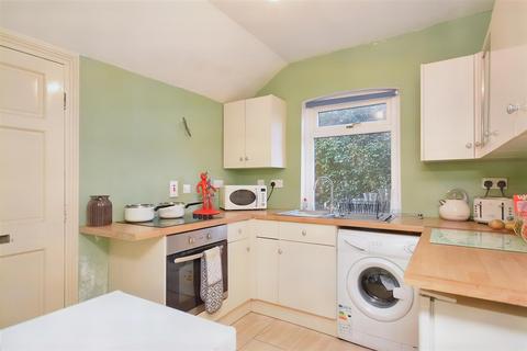 2 bedroom end of terrace house for sale - Oakley Road, Corby NN17