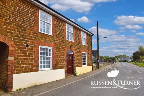 3 bedroom end of terrace house for sale, The Courtyard, King's Lynn PE31