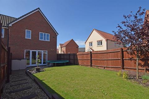 4 bedroom semi-detached house for sale, Orchard Crescent, King's Lynn PE30