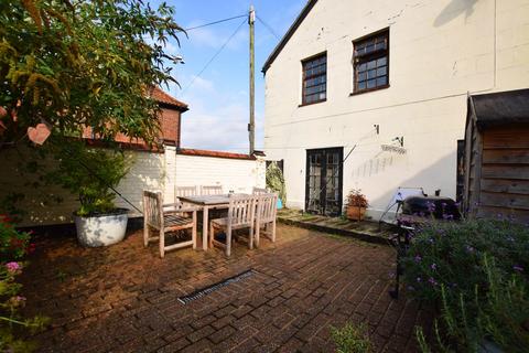 4 bedroom end of terrace house for sale - St Annes Fort, King's Lynn PE30
