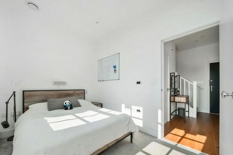 1 bedroom apartment for sale, Acton Town Hall Apartments, Winchester Street, London, W3