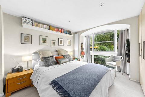 4 bedroom house for sale, Meadow Close, Petersham, Richmond, TW10