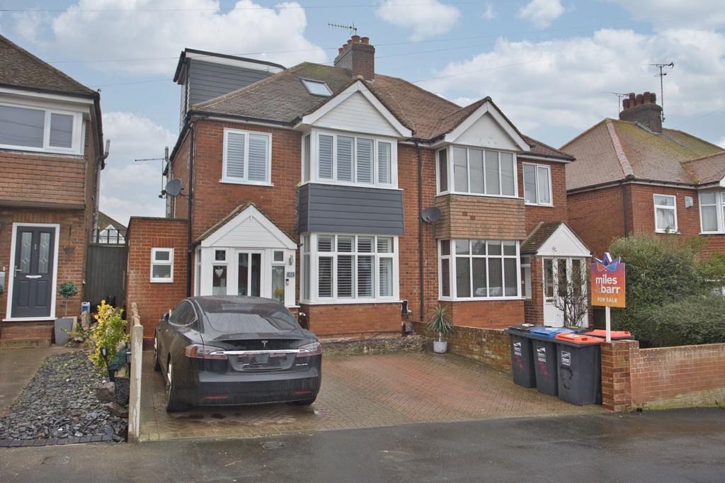 Nash Court Road, Margate, CT9 4 bed semidetached house for sale £400,000