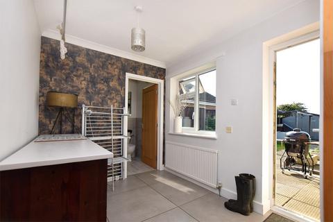 6 Beech Crescent, West Winch, King's Lynn, PE33 0PZ