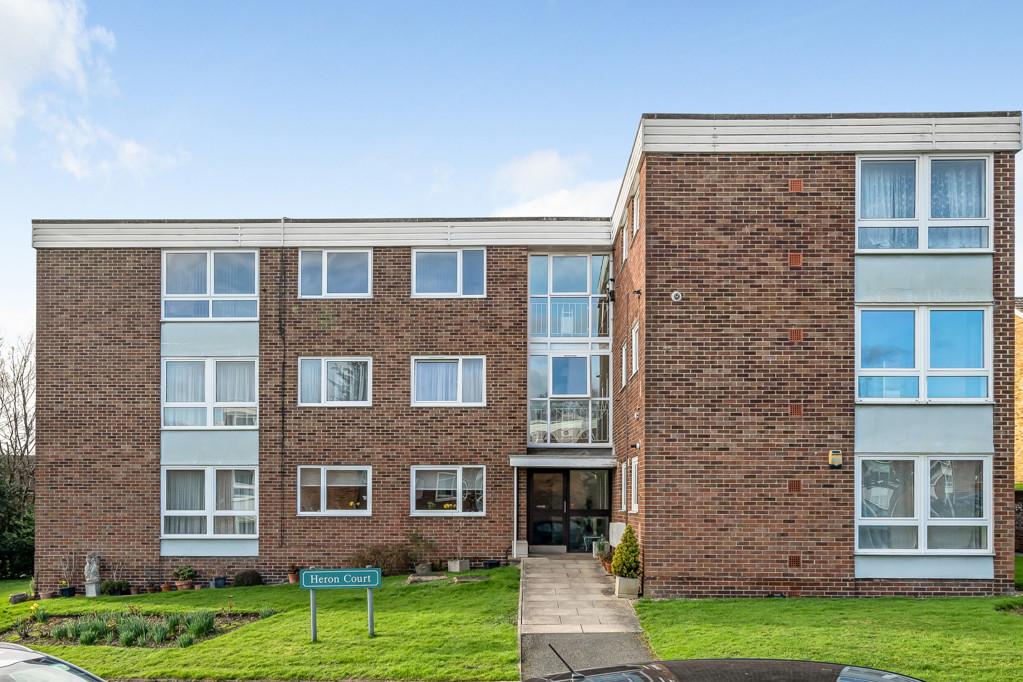 Bembridge Gardens, Ruislip, Middlesex 2 bed apartment for sale £335,000