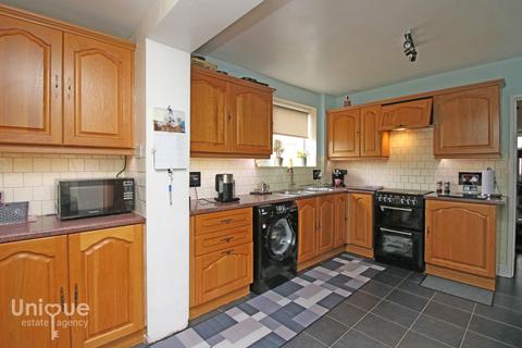 4 bedroom semi-detached house for sale, Sevenoaks Drive,  Thornton-Cleveleys, FY5