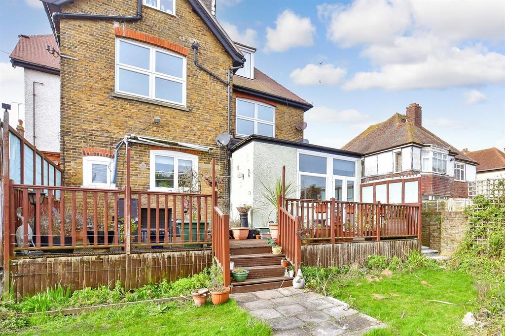 Patio / Decking