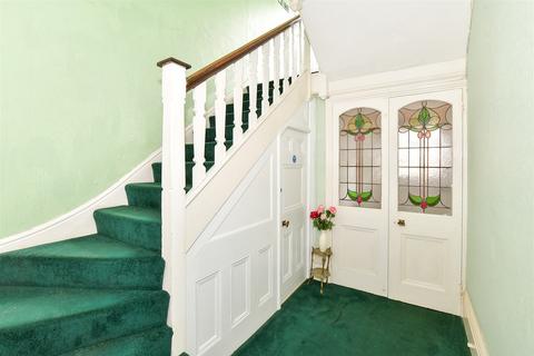 Flat 1a, 6 Cornwall Gardens, Cliftonville, Margate, CT9 2JH