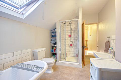 47 Swan Road, Gloucester, GL1 3BJ