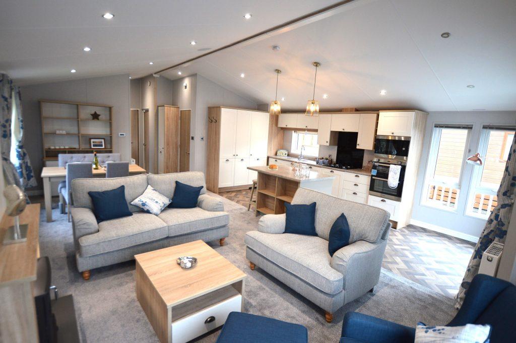Chichester Lakeside   Willerby  Cranbrook  For Sal