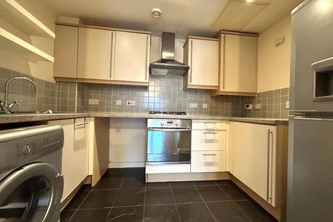 2 bedroom apartment to rent, Coleman House, Fenny Stratford