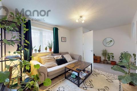 3 bedroom end of terrace house to rent - Victoria Way, Charlton, SE7 7NQ