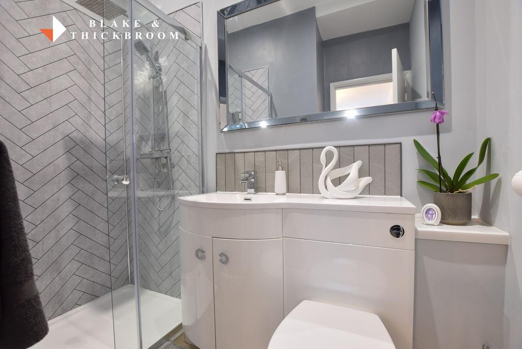 En suite shower room