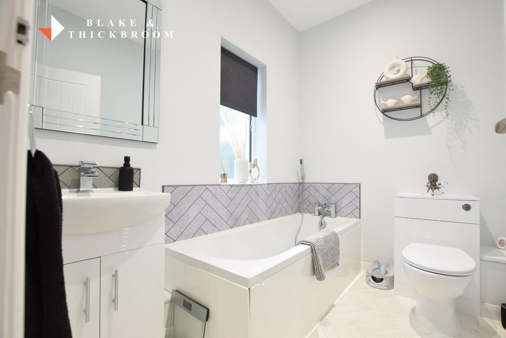 Family bathroom