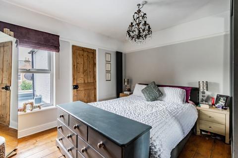 77 Carrow Road, Norwich, NR1 1HS