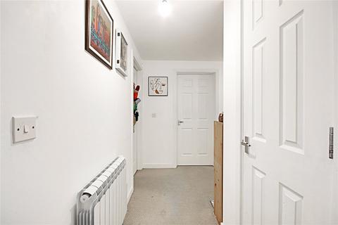 2 bedroom flat for sale, Enstone Road, Enfield, EN3