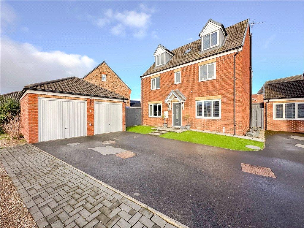 The Rings, Ingleby Barwick TS17 5 bed detached house for sale £350,000