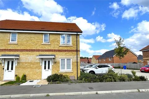 3 bedroom semi-detached house for sale - Wright Avenue, Blackwater, Camberley, Hampshire, GU17